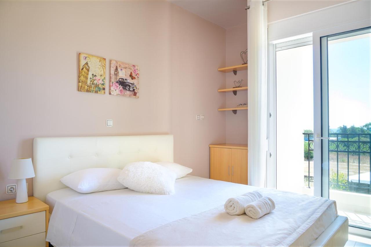 Marysol Luxury Villa 根纳迪 外观 照片