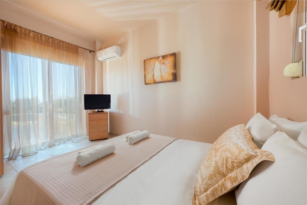 Marysol Luxury Villa 根纳迪 外观 照片