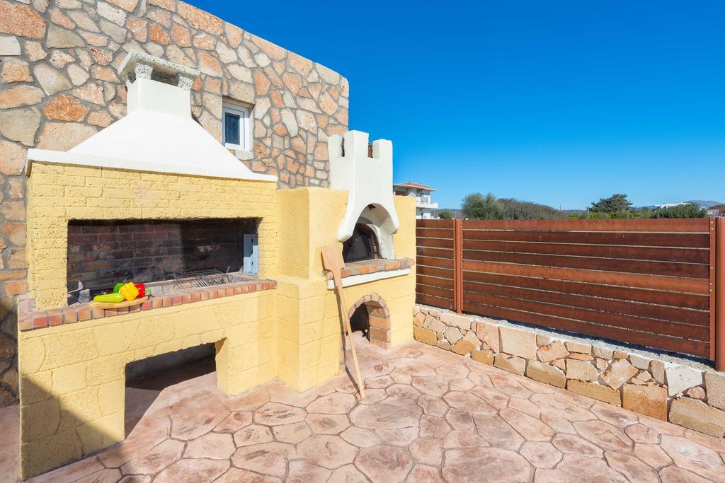 Marysol Luxury Villa 根纳迪 外观 照片
