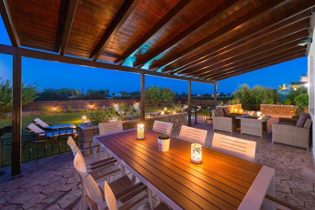 Marysol Luxury Villa 根纳迪 外观 照片
