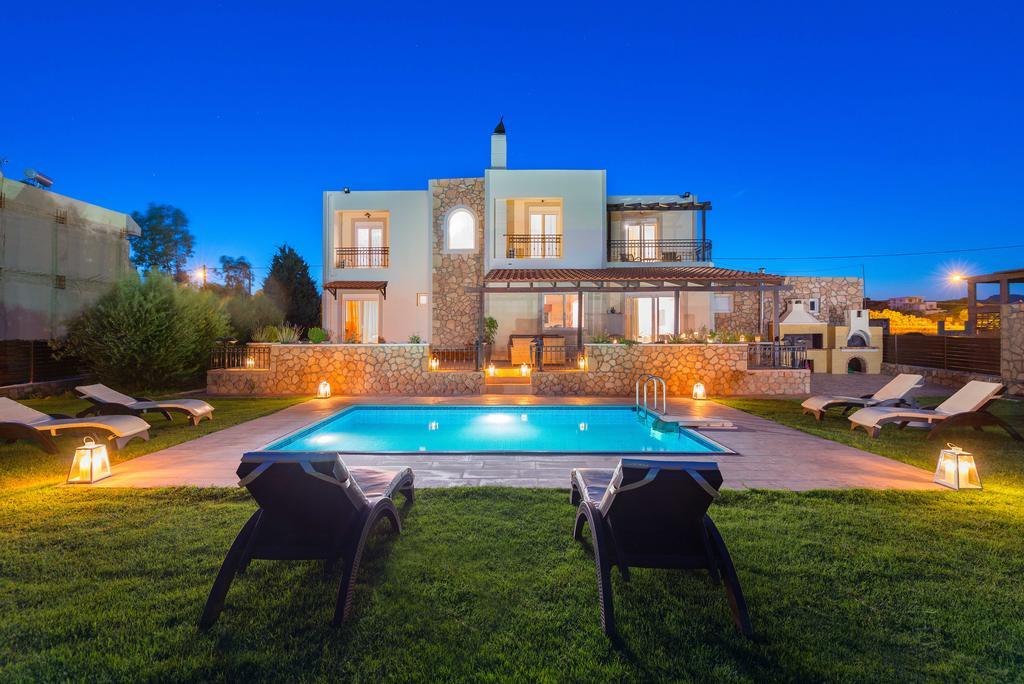 Marysol Luxury Villa 根纳迪 外观 照片