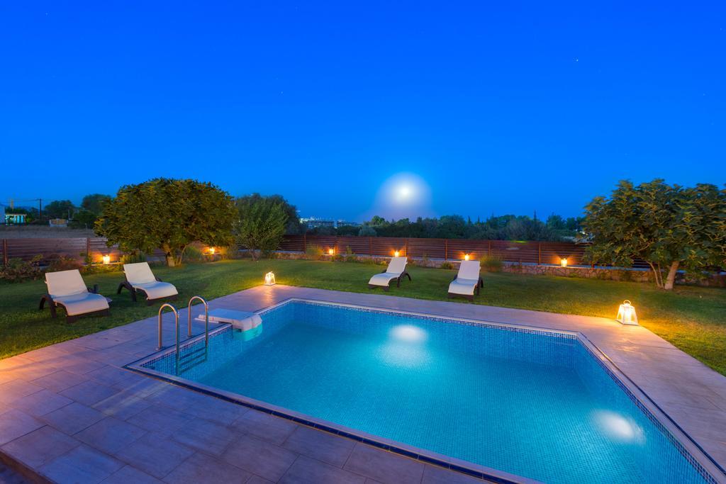 Marysol Luxury Villa 根纳迪 外观 照片